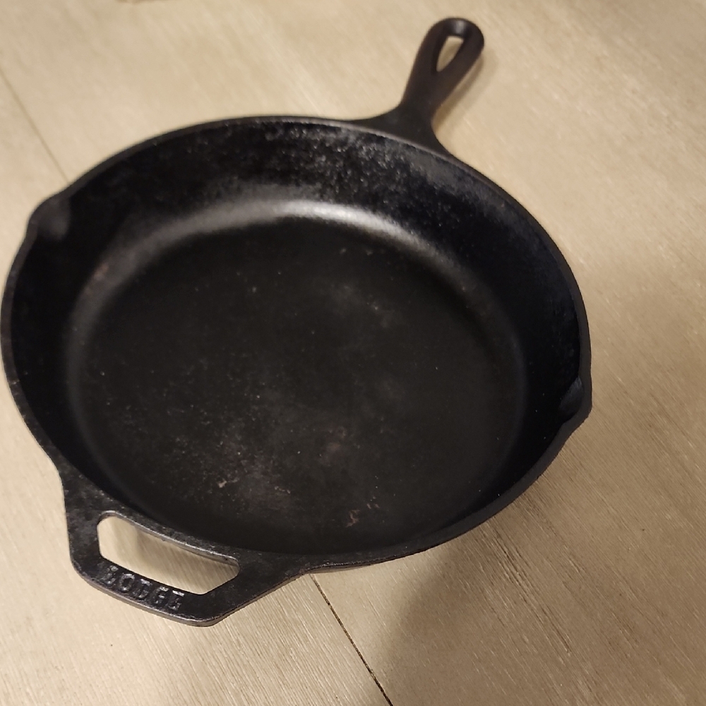Black Cast Iron Skillet Lodge Usa